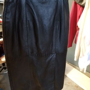 Genuine leather skirt